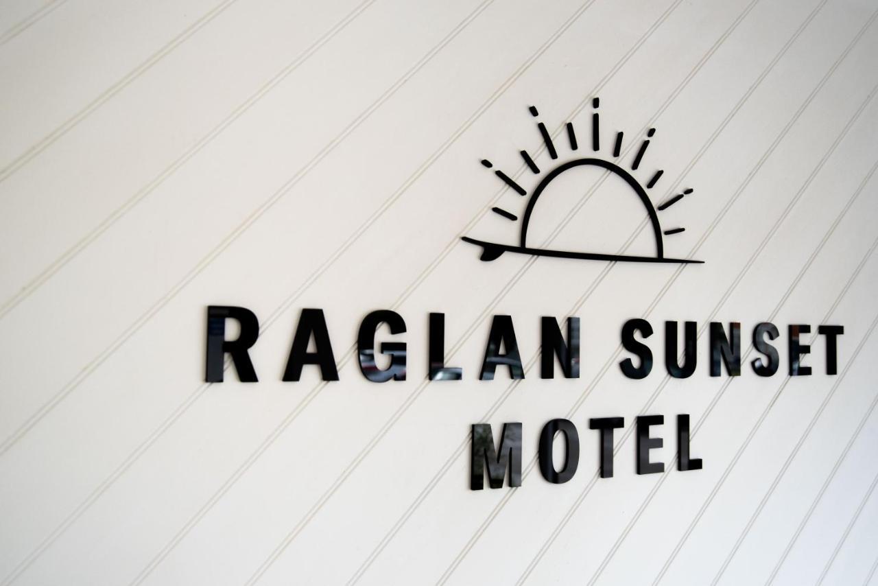 Raglan Sunset Motel And Conference Venue Εξωτερικό φωτογραφία